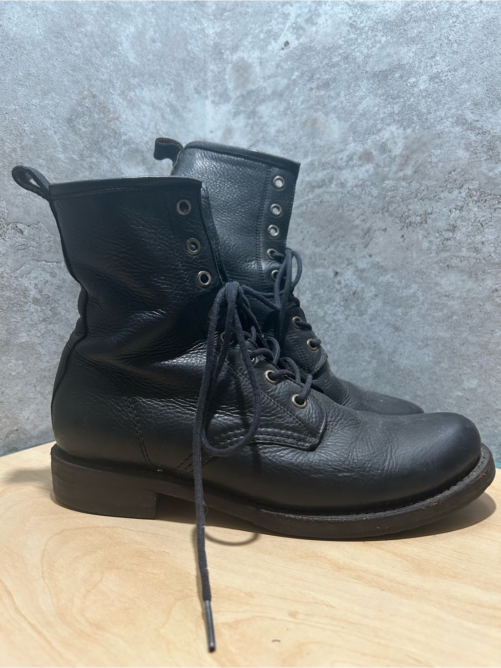 Frye Veronica Women's Size 8.5 Black Flex Combat Boots